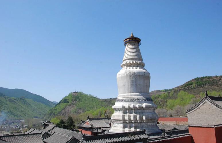 探秘五台山:佛教文化的瑰宝